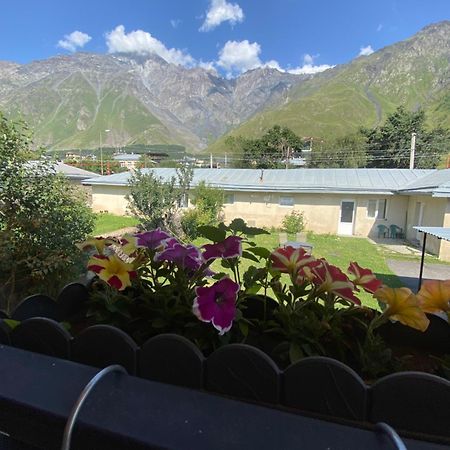 Hotel Elegant Kazbegi Extérieur photo