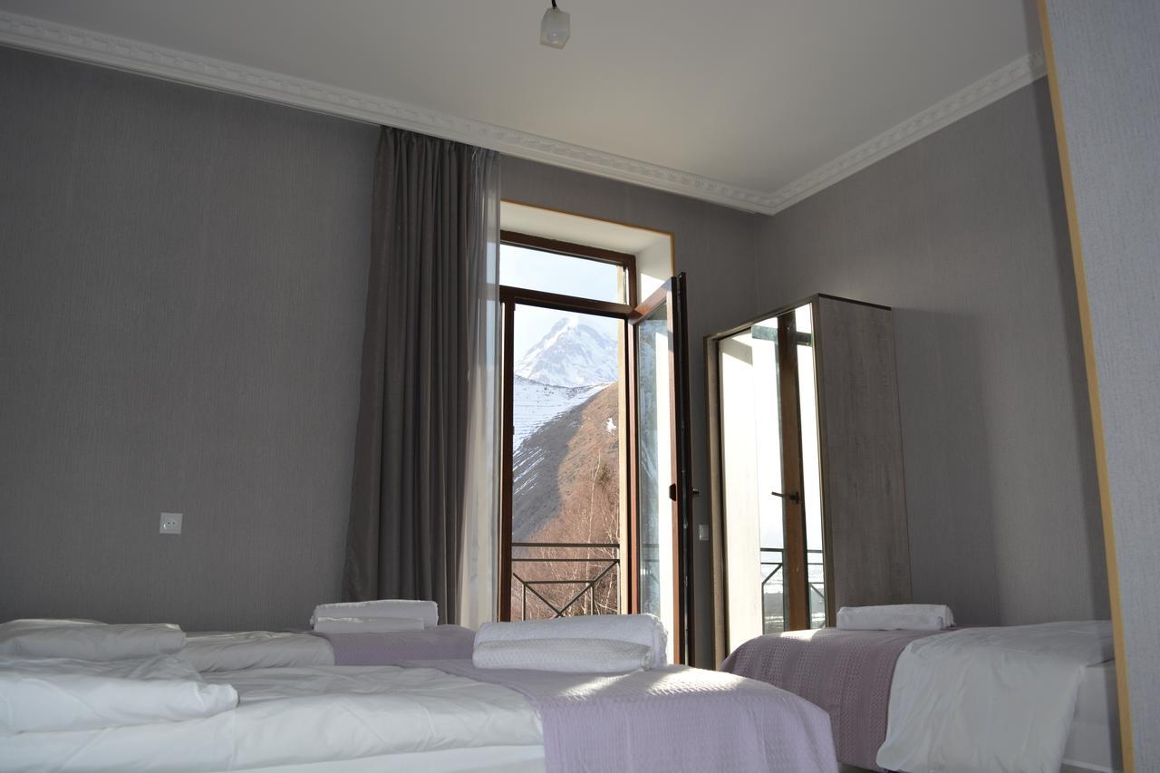 Hotel Elegant Kazbegi Extérieur photo